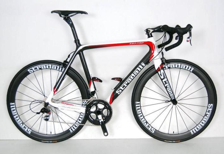 Stradalli-Sram-Red-Black-Carbon-Road-Bike