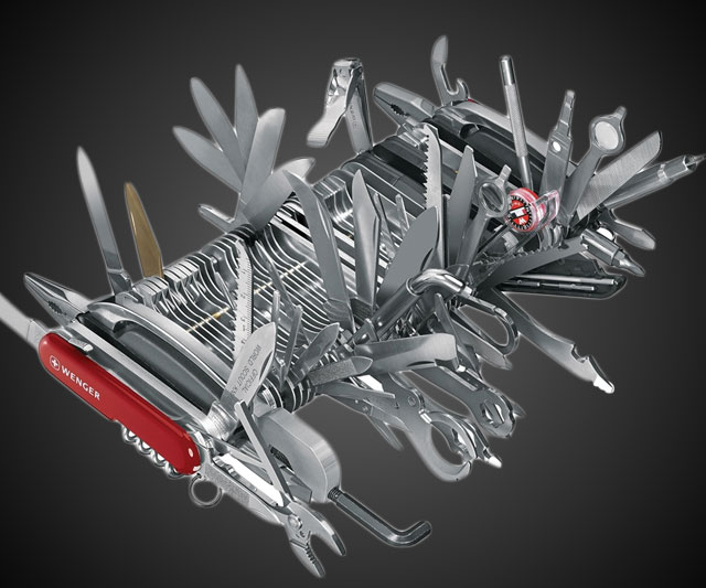 giant-swiss-army-knife-6181