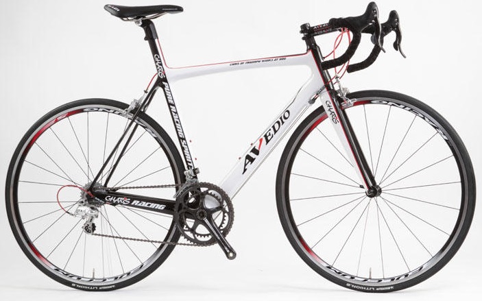 Avedio_charis_BkWt 2013