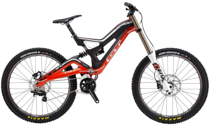 GT Fury Team 2013 red black