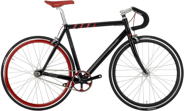 2013_pinarello_lungavita_black_nani