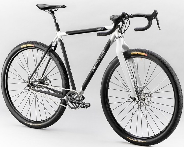 A-Train ss cx 2014 white