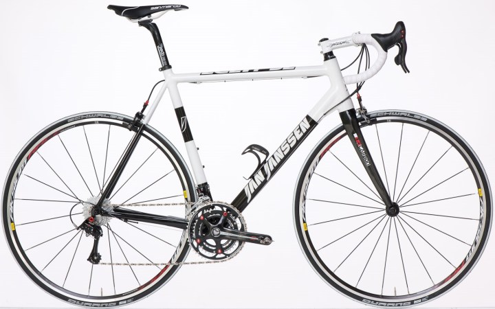 Jan Janssen Eclypse 2014 campy centaur black white