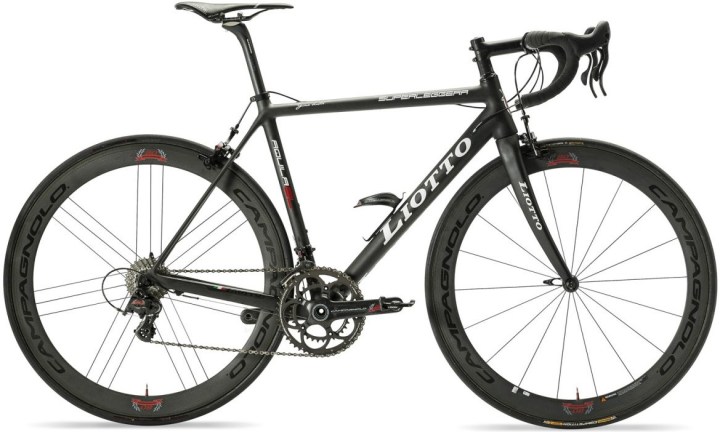 Liotto Aquila superleggera-black 2014 campy 80th