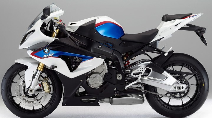 2014-BMW-S1000RR3