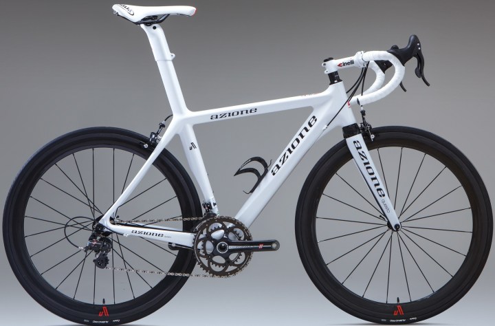 Azione white campy 2015