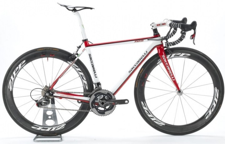 2015 Saccarelli 700 sram red white black