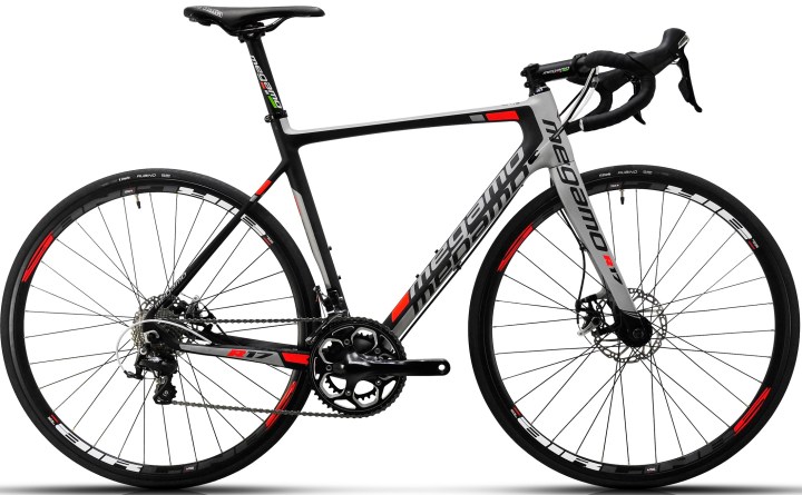 2016 Megamo R17 disc silver red shimano 105