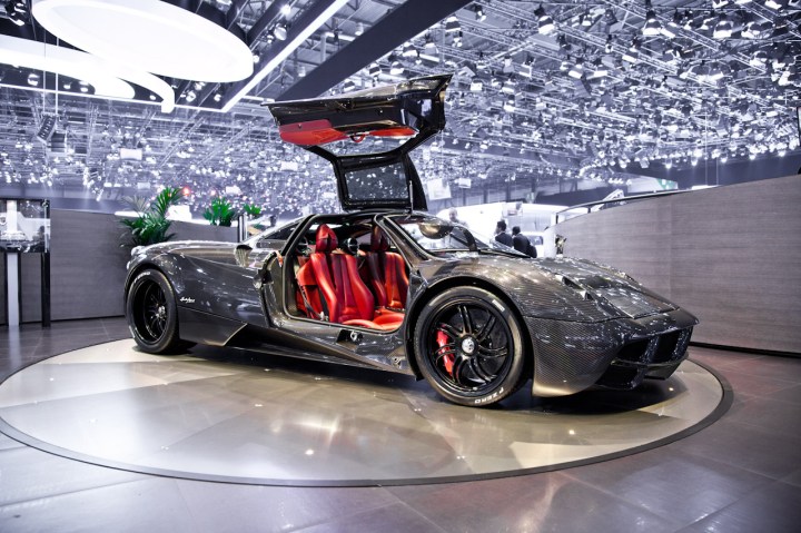 pagani_huayra_clear_carbon_edition-3450